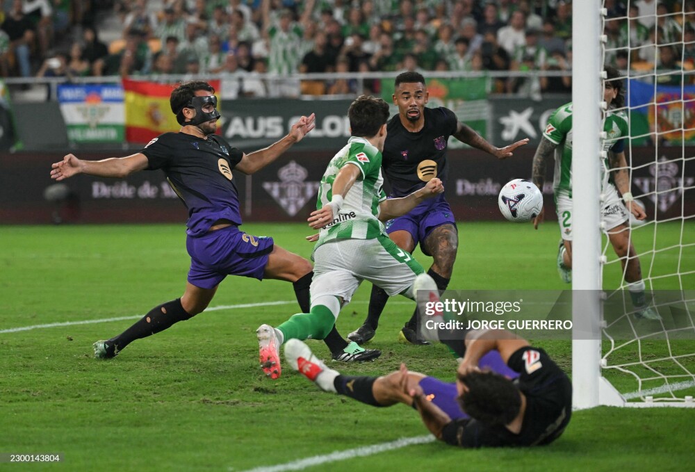 gettyimages-2300143804-2048x2048.jpg