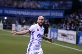 Ўзбекистон терма жамоаси аъзоси «Анжи»га ўтди
