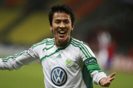 Makoto Xasebe bir oy futbol o'ynay olmaydi