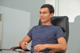 Penalty. Rustam Ashurmatov "Qizlar, Babayan, tog'asi va maoshi haqida"