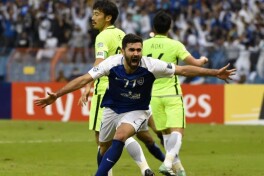 Omar Xrbinga "Eng yaxshi to'purar" sovrini topshirildi (FOTO)