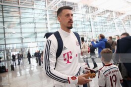 Yupp Xaynkes: "Sandro Vagner Levandovski bilan birga o'ynay oladi"