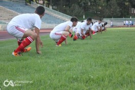 Renat Bayramov "Istiqlol"da ko'rikdan o'tmoqda