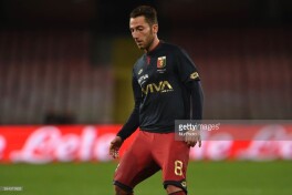 "Milan" futbolchisini qaytarib oladi
