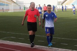 Miras Karlibaev oxirgi ikki mavsumda to'rtta qizil kartochka oldi