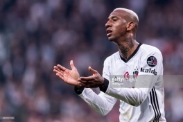 MYU va "Liverpul" sababli futbolchi "Beshiktosh"ni tark etdi