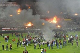 “Lex” muxlislari sabab 8ta o'yinni bo'sh tribunada o'tkazadi 