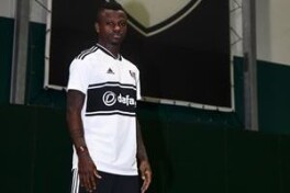 Chelsi, Arsenal va Man Siti qiziqqan futbolchi Fulxemga o'tdi