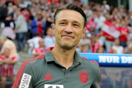Kovach "Bavariya" futbolchilariga klub bazasida smartfonlardan foydalanishni taqiqladi