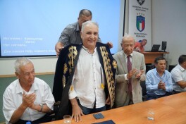 "Хиросима-94"да Ўзбекистонни “олтин жамоа”га айлантирган Рустам Акрамов 70 ёшда!