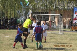 FIFA referisi Ravshan Ermatov mahalla bolalari bilan futbol o'ynadi FOTO