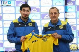 O'zbekistonlik futbolchini Qirg'izistonda 1000 dollar beramiz deb qanday aldashdi?