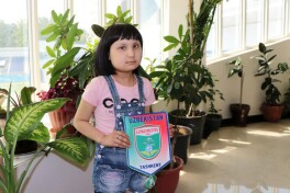 "Lokomotiv": "Saratondan soyabon bo'l" xayriya akciyasi. 12 yoshli qizchaga yordam beraylik