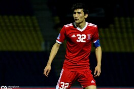 Жаҳонгир Меҳмонов: “Легионер маҳаллий йигитлардан икки, уч баробар кучли бўлиши лозим”