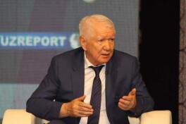 "Пахтакор" дарғаларидан бири Аҳрол Иноятов 74 ёшга тўлди