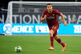 Rasman: “Napoli” “Roma” himoyachisini sotib oldi