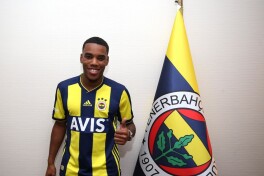 Rasman: "Fenerbaxche" "Al Ittihod" futbolchisini ijaraga oldi