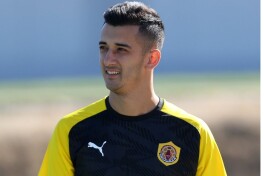 Sardor Rashidov "Qatar SK" safiga borib qo'shildi