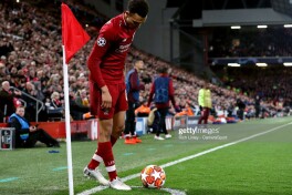 Александр-Арнолд - ўша бурчак тўпи ҳақида: "Агарда ўхшамаганида мени ҳозиргача танқид қилишарди"