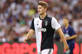 Abidal: "De Ligt "Barselona"ga o'tishni xohlamagan edi"