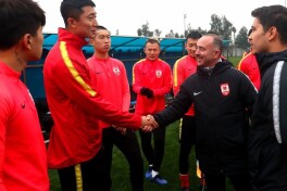 Samvel Babayan "Changchun Yatay" bilan ilk mashg'ulotlarni o'tkazdi