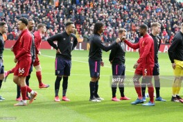 “Liverpul” va “Bornmut” futbolchilari bahs startidan oldin qo'l berib ko'rishmadi