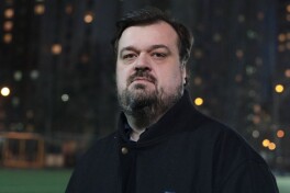 Vasiliy Utkin: “Uning otasi komada”