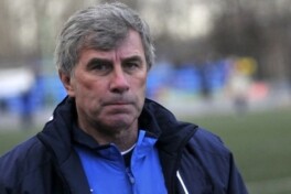 2012 йил "Андижон" бош мураббийига ким 3га3 таклиф қилган эди? "Металлург" ёки "Локомотив"?