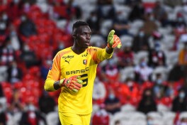 "Chelsi" yaqin soatlarda Eduard Mendining transferini e'lon qiladi