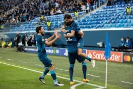 "Zenit" "Lacio" bilan o'yinning so'nggi daqiqalarida g'alabani qo'ldan chiqargan o'yindan suratlar