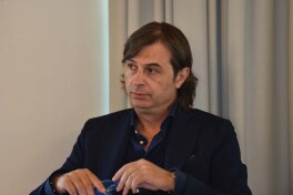 "Novara" prezidenti iste'foga chiqdi. Policiya uning mashinasidan 200000 evro pul topdi