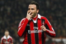 Paccini "Milan"dan ketmoqchi