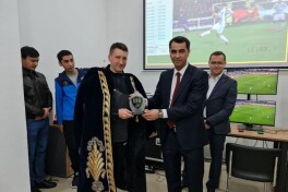 Valentin Kovalenko hakamlik faoliyatini yakunladi
