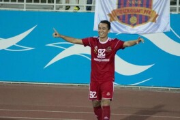 Akrom Bahritdinov "Rubin" safiga qo'shildi