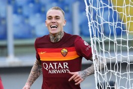 "Roma" niderlandiyalik himoyachi bilan shartnomani uzaytirdi