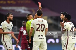 A Seriya. “Roma” safarda “Torino”ga engildi, Diavara 85-daqiqada maydondan chetlatildi