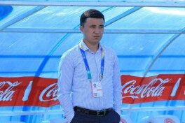 Исломбек Исмоилов: "Ака-укалар дербиси? Биз таркибда энг фаол бўлган футболчиларни майдонга туширамиз"