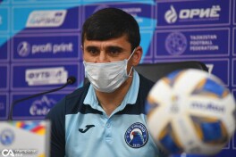 ОФК кубоги-2021. "Хўжанд" бош мураббийи Рустам Ходжаев: "Насаф"нинг кучли ва кучсиз томонлари ҳақида ҳозир гапира олмайман"