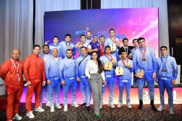Olamsport: Biz birinchi, keyin qolganlar... O'zbekiston erkaklar terma jamoasi Osiyo chempionatida umumjamoa hisobida birinchi, Denis Istomin Rojer Federerga qarshi bahs olib bordi