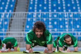 JCH-2022 saralashi.  Ikki yetakchisi safga qaytgan Saudiya Arabistonining kechagi mashg'ulotidan GALEREYA