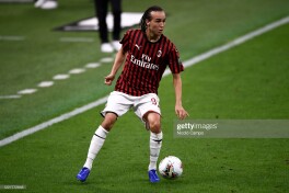 “Milan” himoyachisini “Dinamo M”ga sotishga rozi bo'ldi