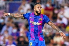 Depay "Barselona" sharafiga tatiurovka chizdirishga tayyor