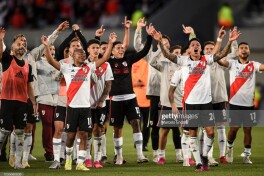 Argentina chempionati. "River" "Boka"ni mag'lub etdi, Markos Roxo 16-daqiqada maydondan chetlatildi
