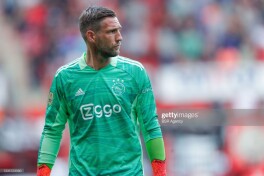 39 yoshli Stekelenburg sonidagi jarohat sabab mavsumni o'tkazib yuboradi