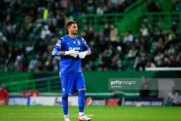 "Sporting" Antonio Adan bilan shartnomani uzaytirdi