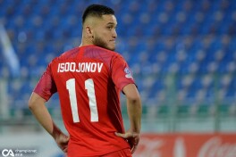 “Metallurg” PFK Islom Isoqjonov bilan shartnoma imzoladi
