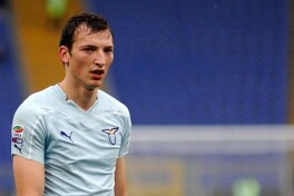 Kozak Laciodan Aston Villaga o'tishga yaqin