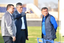 OKMK boshqaruv raisi yangi mavsum oldidan Mirjalol Qosimov va uning shogirdlari bilan ko'rishdi