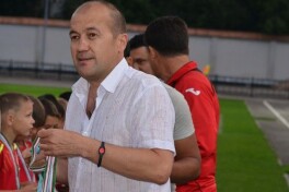 "Lokomotiv": Ravshan Muqimov va Lutfulla To'raevni tabriklaymiz 