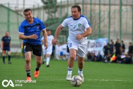 ЎФА фахрийларининг Жиззах футболи фахрийлари билан жанговар дурангидан ГАЛЕРЕЯ